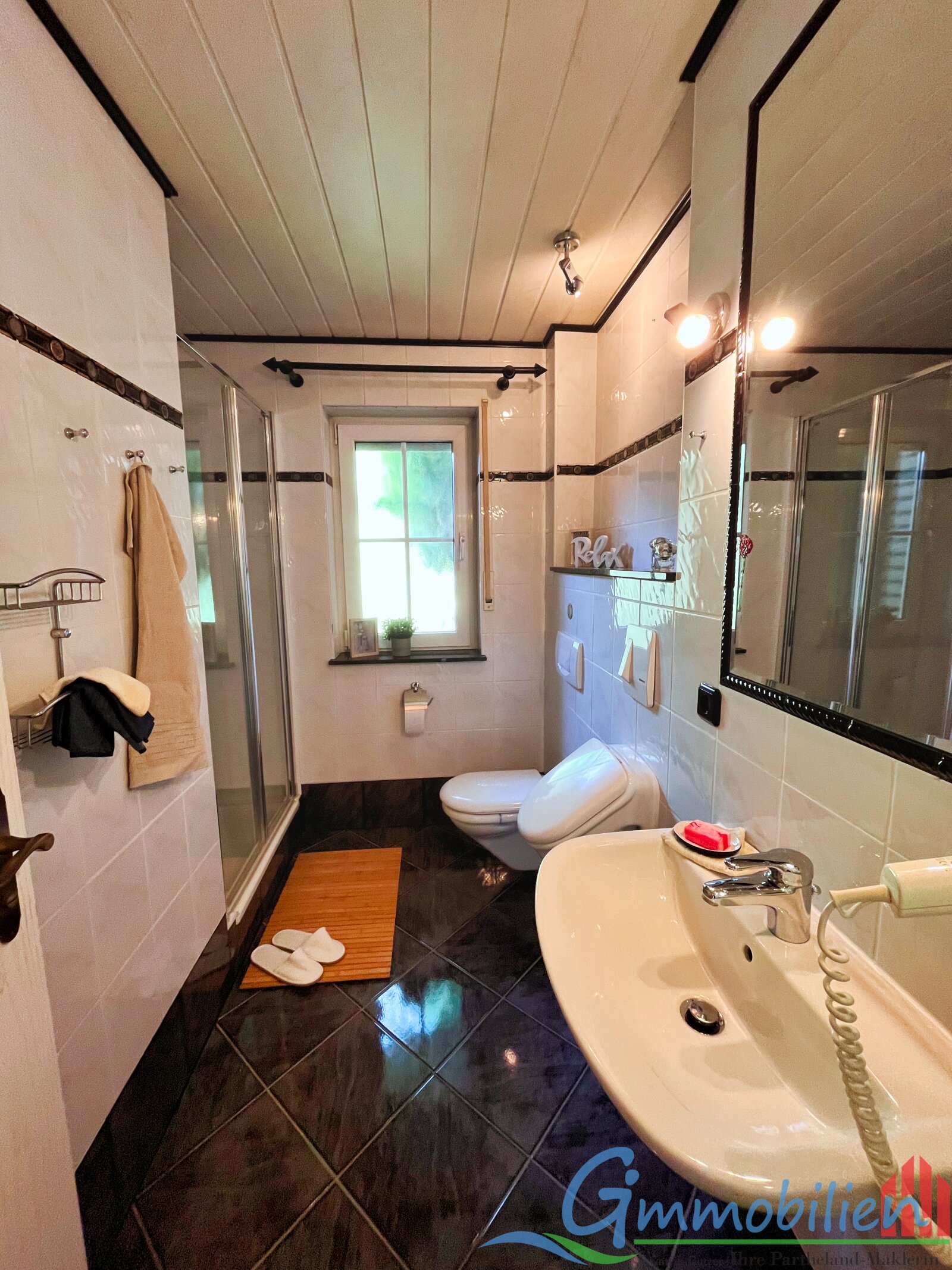 RESERVIERT-Schöner Bungalow mit Pool in Brandis, vollständig unterkellert mit Fußbodenheizung
