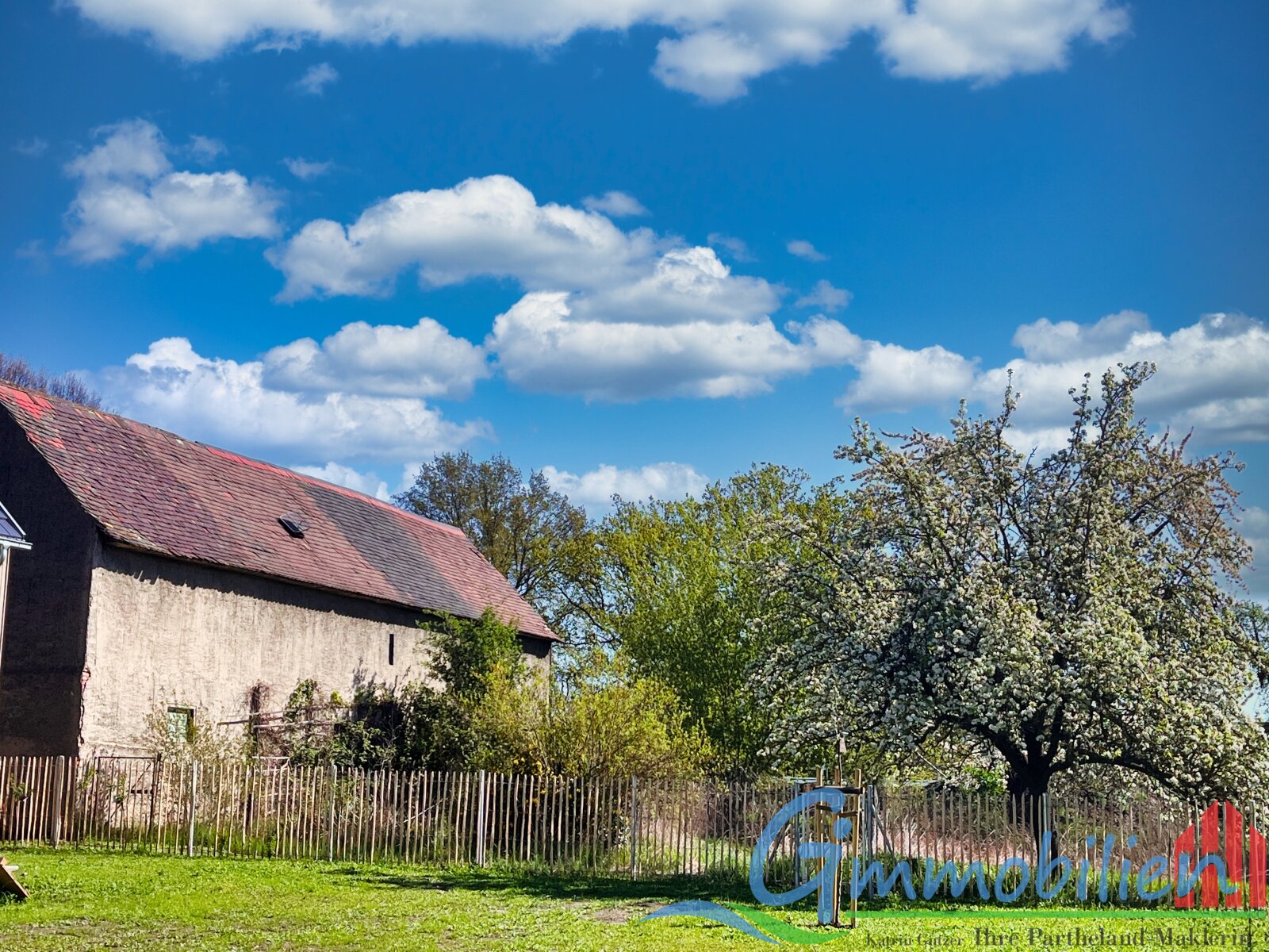 Traumhaftes Fachwerkhaus mit großzügigem Hof – Wohnen und Leben auf 330 m² in idyllischer Seenähe