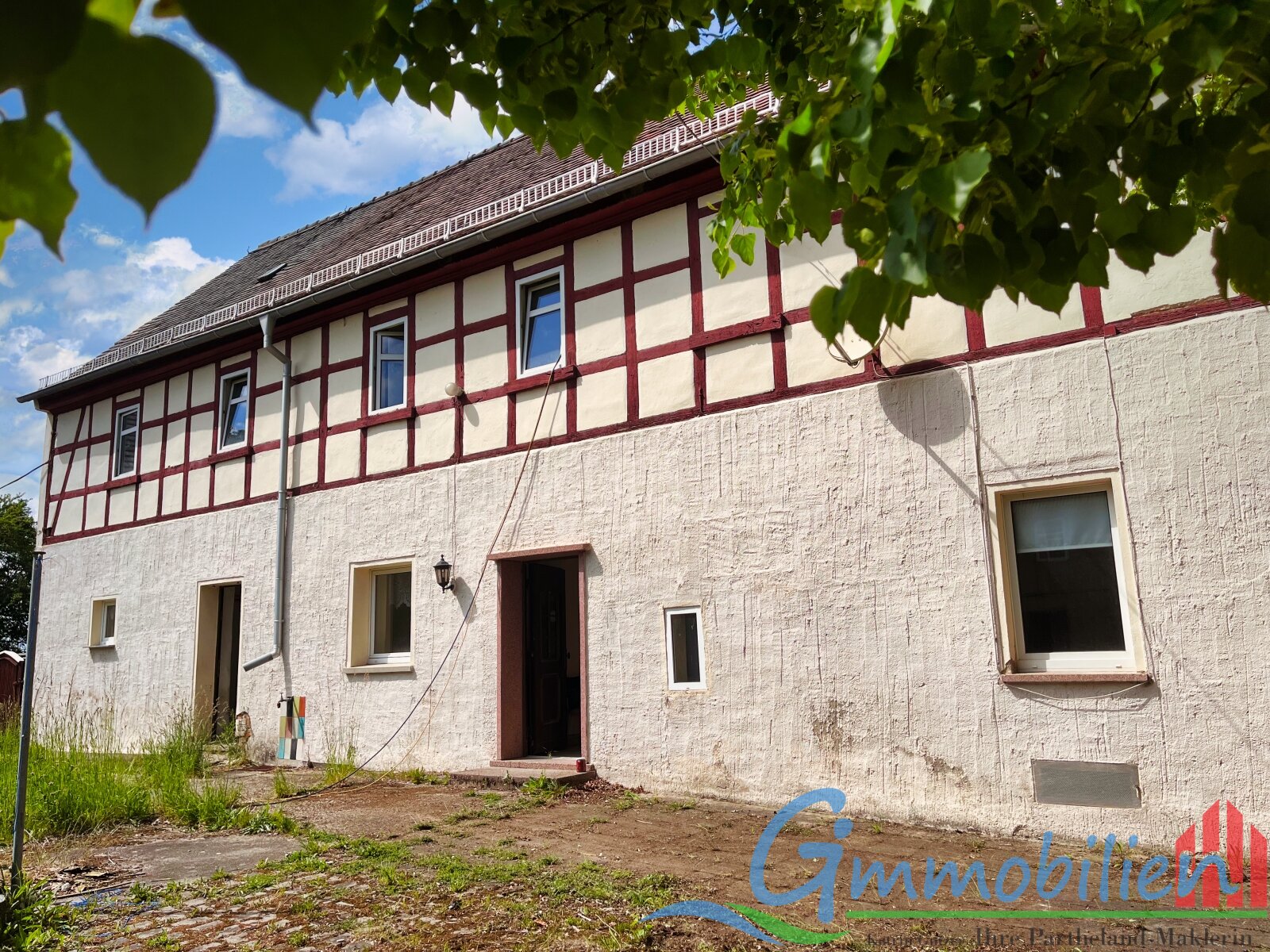 Traumhaftes Fachwerkhaus mit großzügigem Hof – Wohnen und Leben auf 330 m² in idyllischer Seenähe