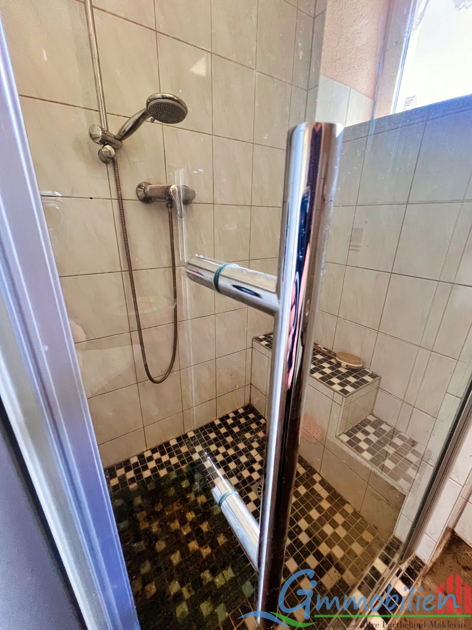 Traumhaftes Fachwerkhaus mit großzügigem Hof – Wohnen und Leben auf 330 m² in idyllischer Seenähe