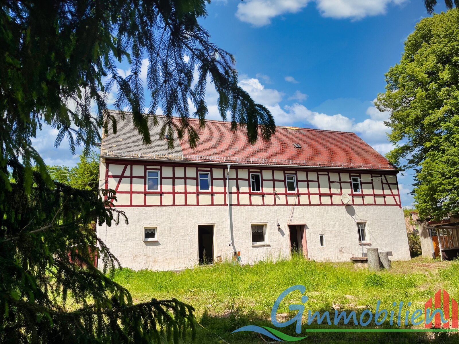 Traumhaftes Fachwerkhaus mit großzügigem Hof – Wohnen und Leben auf 330 m² in idyllischer Seenähe