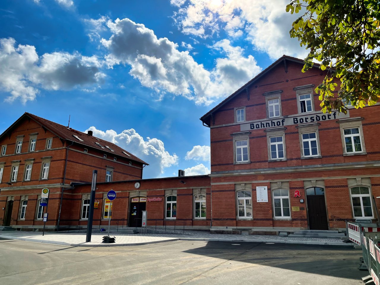 Bahnhof in der Nähe