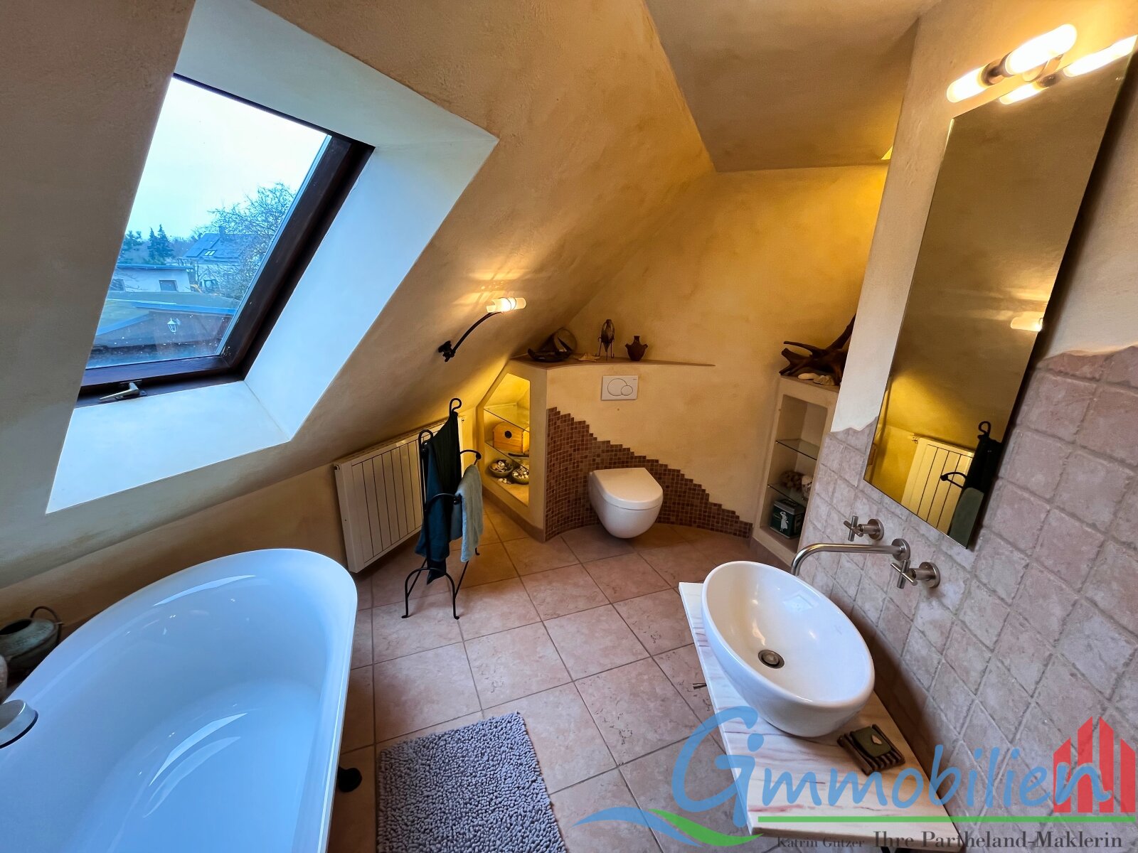 mediterranes Badezimmer oben