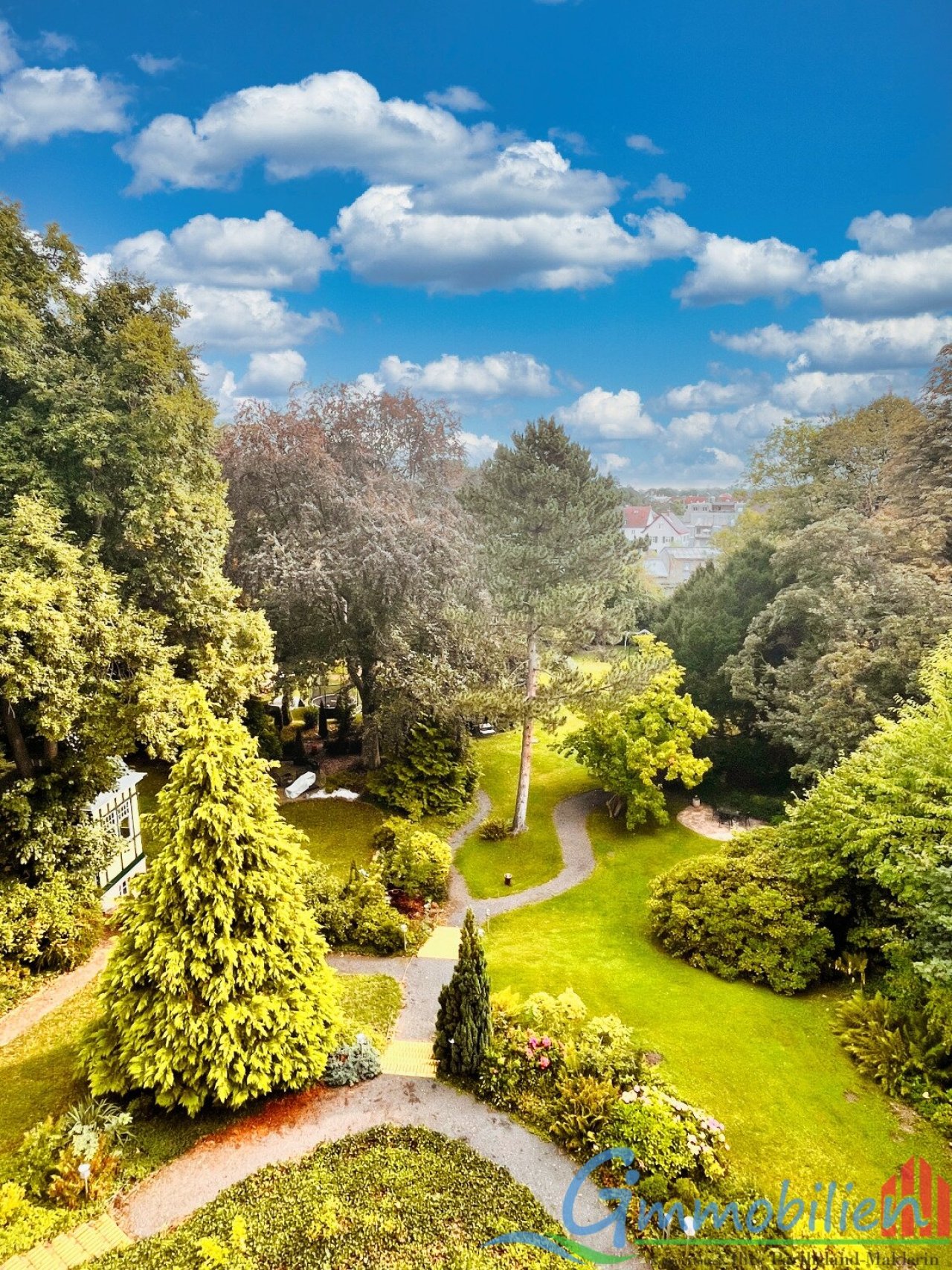 Blick in den Garten von Loggia Blick in den Garten von Loggia